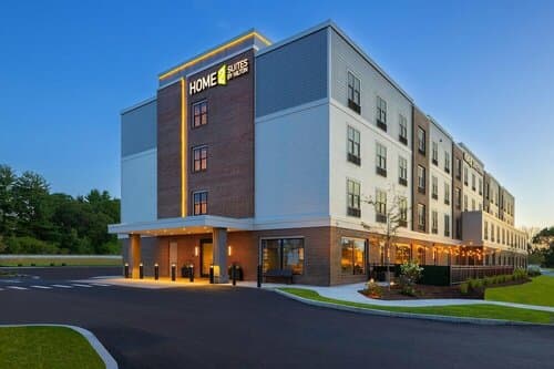 Внешний вид отеля Kittery Inn and Suites