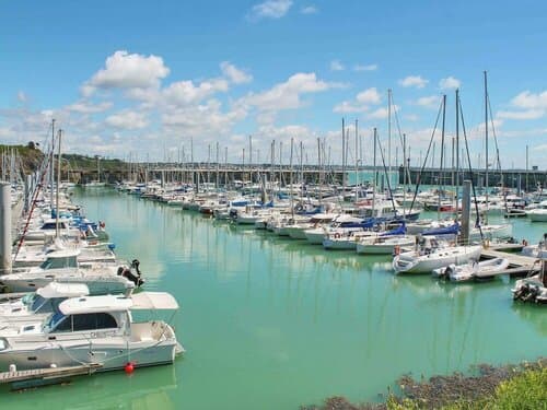 Внешний вид отеля ibis Granville Port de Plaisance
