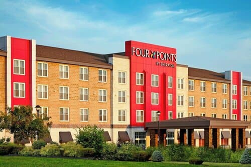 Внешний вид отеля Four Points by Sheraton Moncton в Монктоне