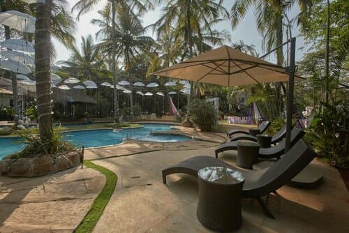 Внешний вид отеля Holiday Village в Бангалоре