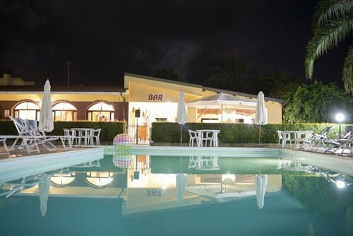 Внешний вид отеля La Fattoria sul Mare в Рикади