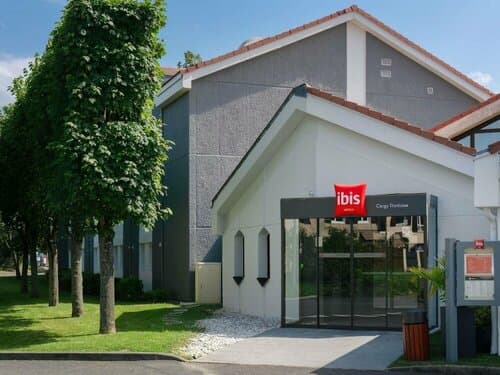 Внешний вид отеля Ibis Cergy Pontoise Le Port