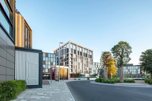 Внешний вид отеля Canopy by Hilton Dubai Al Seef