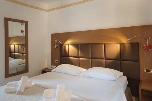 Внешний вид отеля Hotel Caserta Antica