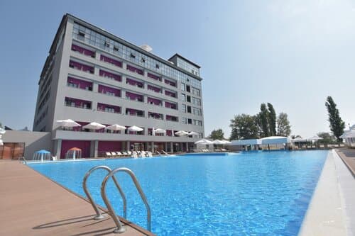 Внешний вид отеля Beton Brut Ultra All Inclusive & SPA Anapa Miracleon в Нижнем Джемете