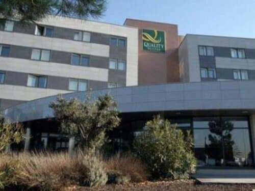 Внешний вид отеля Le M & SPA by Hôtels et Préférence в Мериньяке