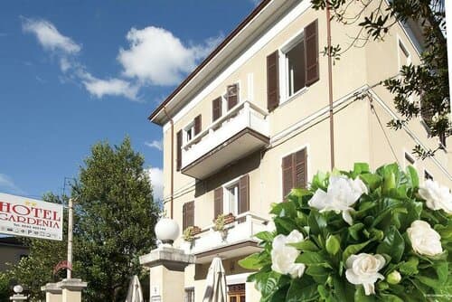 Внешний вид отеля Gardenia Guest House