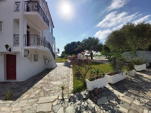 Внешний вид отеля Barbara Studios & Apartments