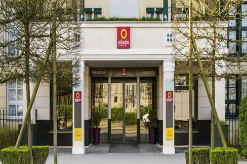 Внешний вид отеля Apparthotel Torcy