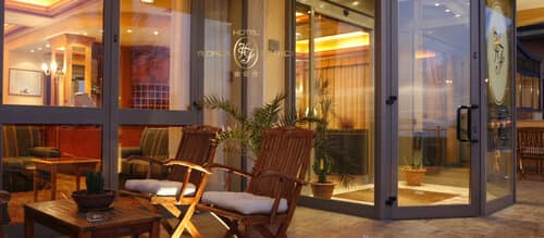 Внешний вид отеля Hotel Florida Lerici