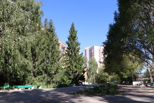 Внешний вид отеля Фрунзенец в Октябрьском районе