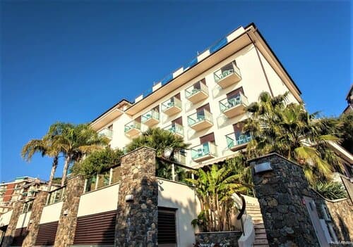 Внешний вид отеля Hotel Ariston