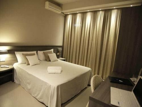 Внешний вид отеля Hotel Crystal