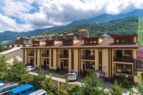 Внешний вид отеля Сердце Поляны в Эстосадке