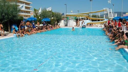 Внешний вид отеля Centro Vacanze De Angelis