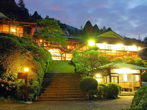 Внешний вид отеля Hakone Kowakien Mikawaya Ryokan в Хаконе