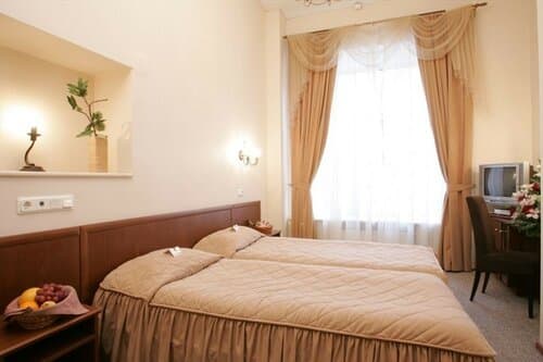 Внешний вид отеля Марко Поло в Васильевском округе