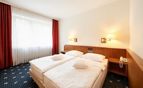 Внешний вид отеля Отель Munte-Wellnesshotel am Stadtwald в Бремене