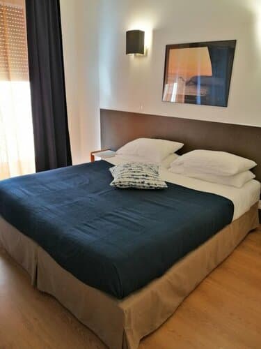 Внешний вид отеля Brit Hotel Colbert Juan les Pins