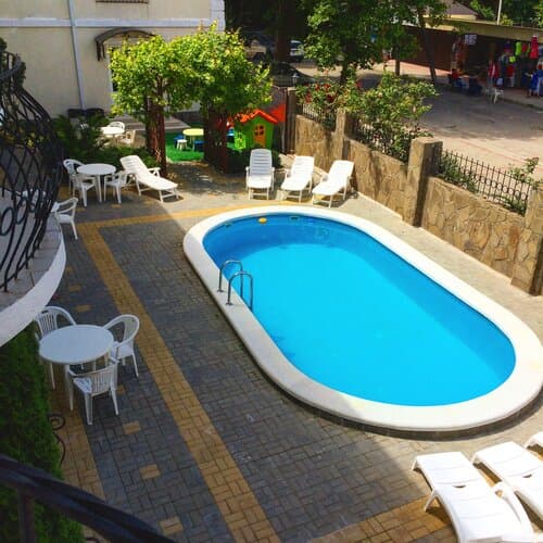 Внешний вид отеля Золотой Каштан