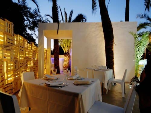 Внешний вид отеля Hotel Safari в Гандии