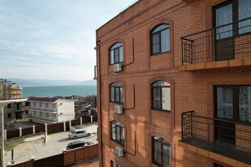 Внешний вид отеля Свата в Новороссийске