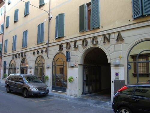 Внешний вид отеля Hotel Bologna