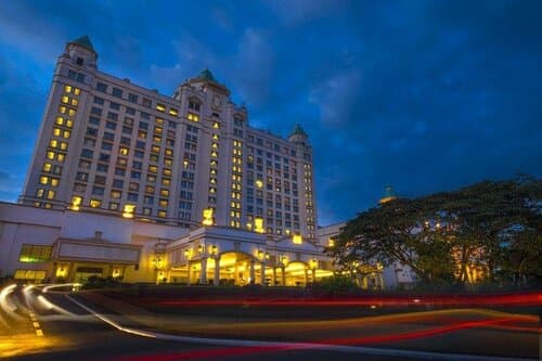 Внешний вид отеля Waterfront Cebu City Hotel & Casino