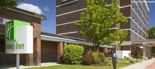 Внешний вид отеля Holiday Inn Berkshires