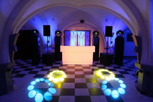 Внешний вид отеля Golden Tulip Hotel Central