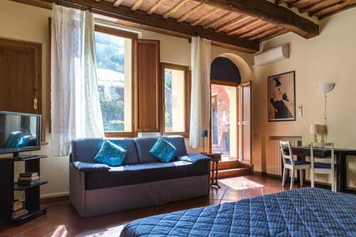 Внешний вид отеля Piazza Paradiso Accomodation в Сиене