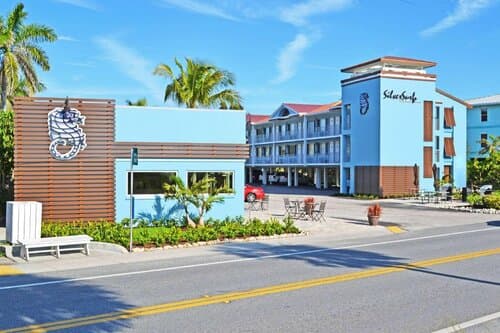Внешний вид отеля Silver Surf Gulf Beach Resort