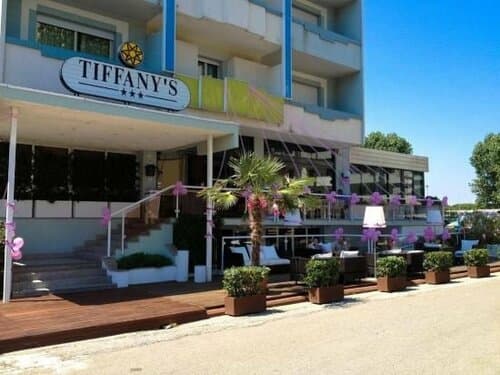 Внешний вид отеля Hotel Tiffany's