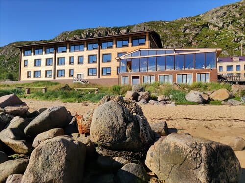 Внешний вид отеля Cedar Grass Териберка