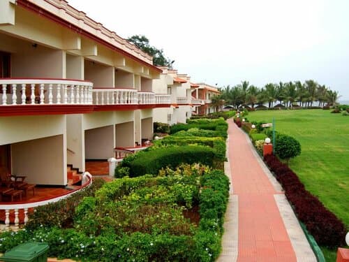 Внешний вид отеля Ideal Beach Resort