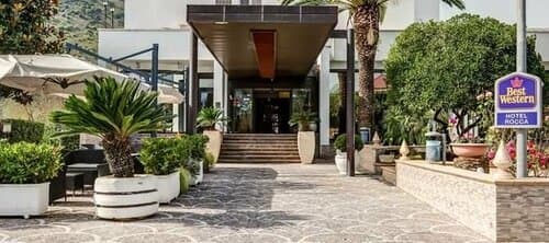 Внешний вид отеля Best Western Hotel Rocca