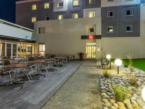 Внешний вид отеля Ibis Paris Orly Rungis