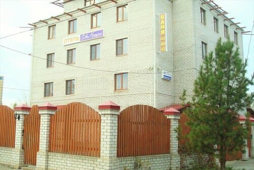 Внешний вид отеля Два крыла