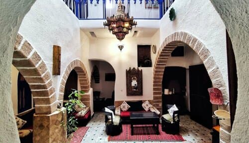 Внешний вид отеля Hotel Riad Dar El Qdima