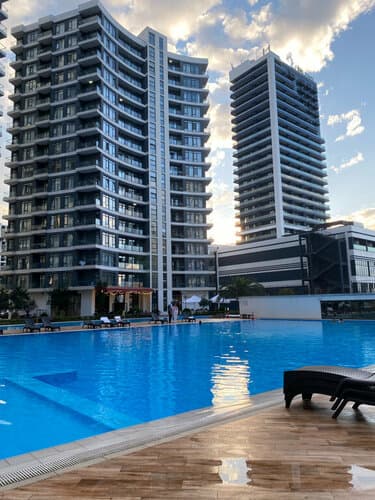 Внешний вид отеля White Sails Residential Hotel в Батуми