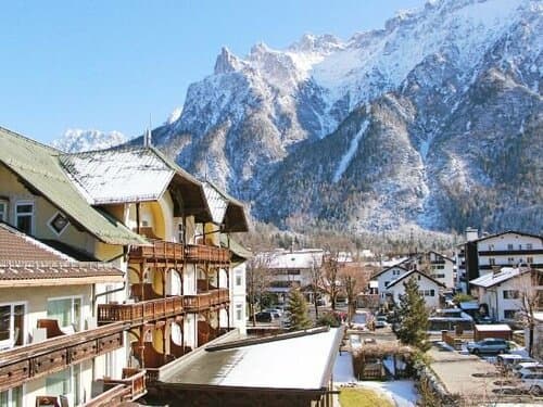 Внешний вид отеля Post Hotel Mittenwald