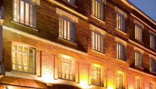 Внешний вид отеля Hôtel Raymond 4 Toulouse в Матабьё