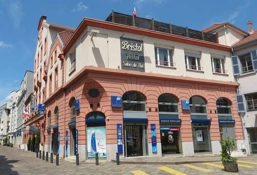 Внешний вид отеля Brit Hotel Bristol Montbéliard