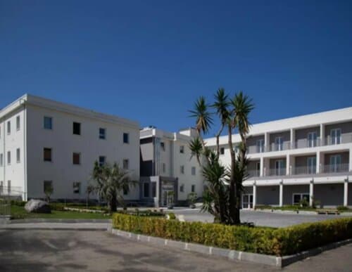 Внешний вид отеля Grand Hotel Serapide