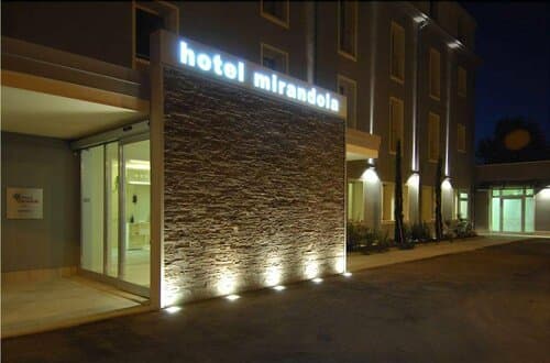 Внешний вид отеля Hotel Mirandola