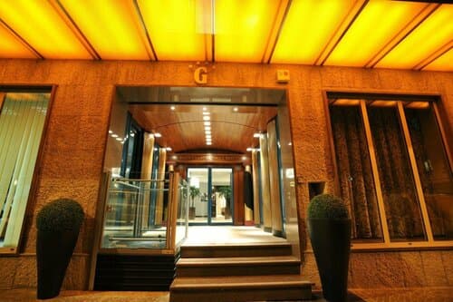 Внешний вид отеля Hotel Guglielmo в Катандзаре