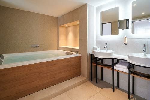 Внешний вид отеля Mercure Avignon Gare Tgv в Авиньоне