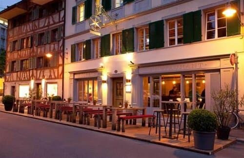 Внешний вид отеля Hotel Goldener Stern - contactless check-in в Люцерне