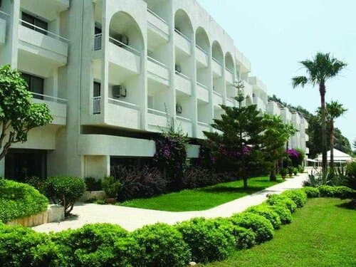Внешний вид отеля Altinorfoz Hotel