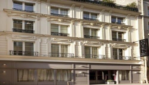 Внешний вид отеля Hôtel Le Petit Paris